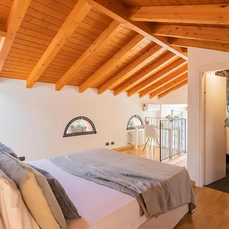 Vico Garden-203 By Rent * Como