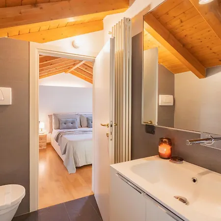 Apartment Vico Garden-203 By Rent Como