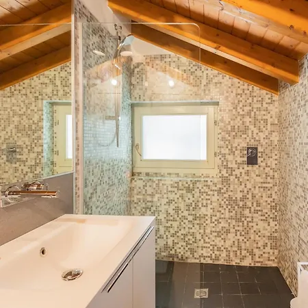 Vico Garden-203 By Rent Appartement Como