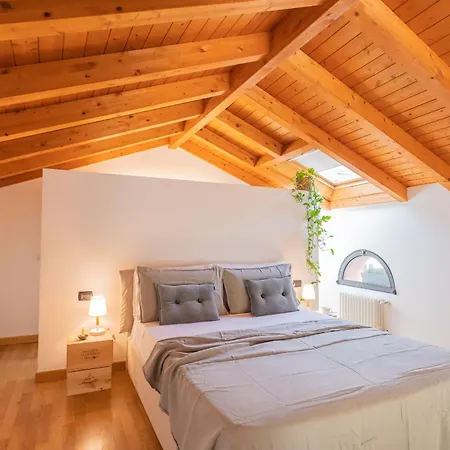 Vico Garden-203 By Rent Appartement Como