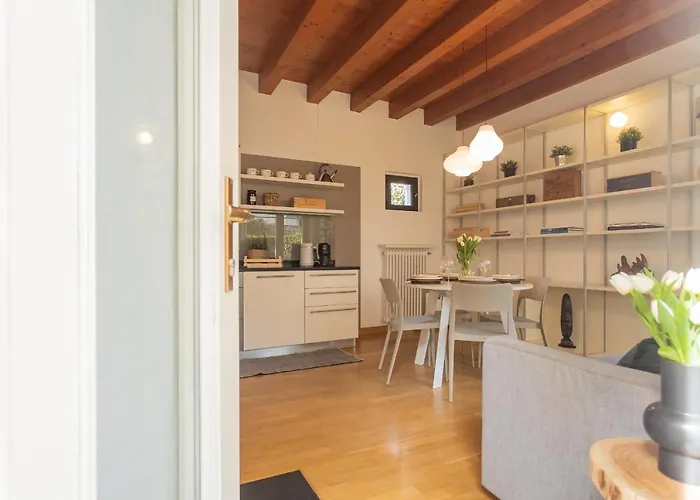 Vico Garden-203 By Rent Комо