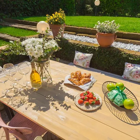 Apartment Vico Garden-203 By Rent