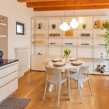 Apartament Vico Garden-203 By Rent Como